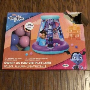 Girls Vampirina Ball Pit
